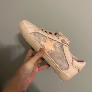 Pink vintage havana sneakers size 7.5